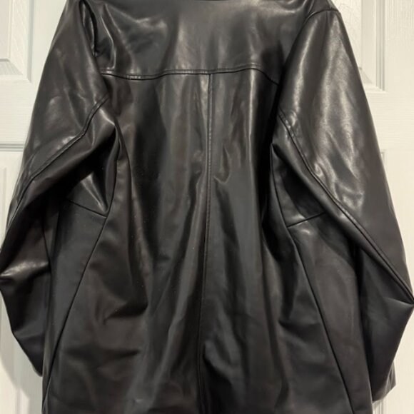 Torrid 1X Black Faux Leather Blazer Single Button Jacket 14 16 - Picture 3 of 4